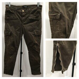 J BRAND Mantis Wash GRAYSON Zippered Ankle Flap Pockets Logo Hardware Jeans